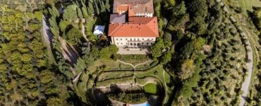 Aerial view of Italian wedding villa.